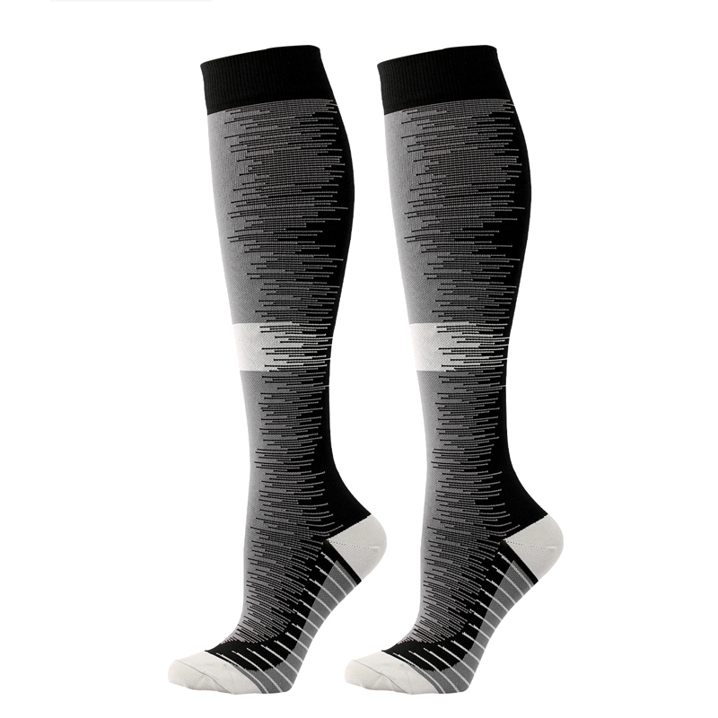 4Pairs Athletic Compression So - مراجعة Compression Sock Medical وسعره