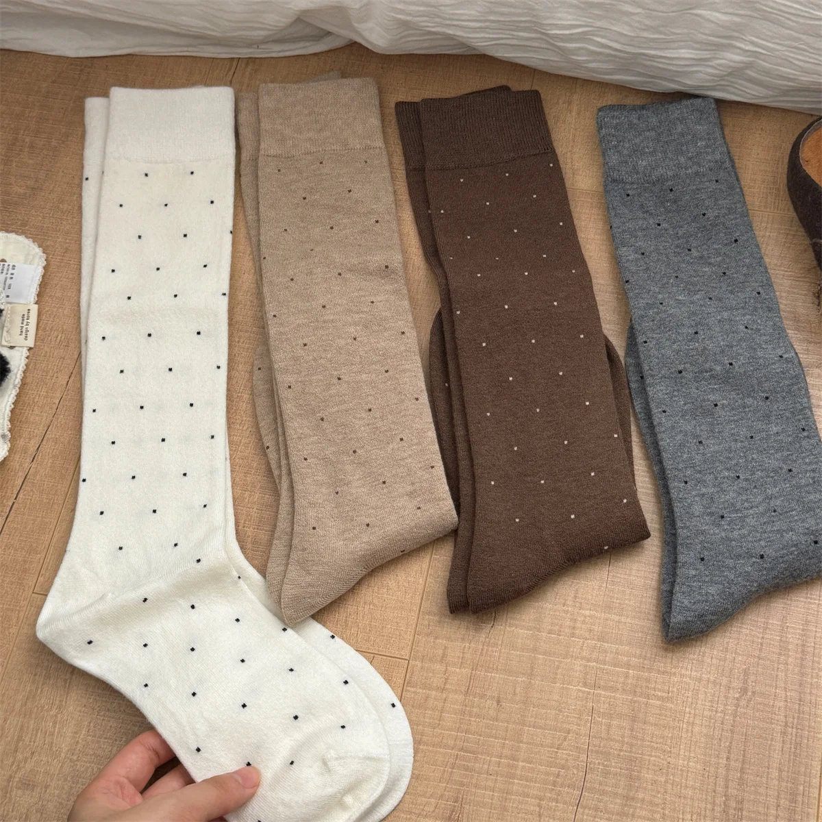 SP&CITY Winter Sweet Polka Dot - مراجعة Silk Sock Bamboo وسعره