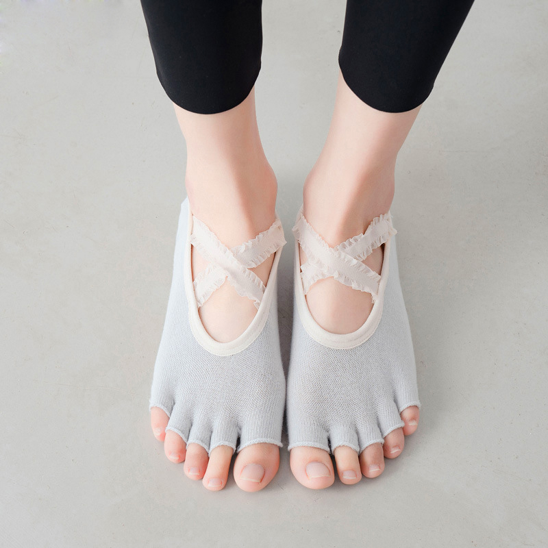 Five Finger Yoga Socks Lace Cr - مراجعة Toe Sock Split وسعره